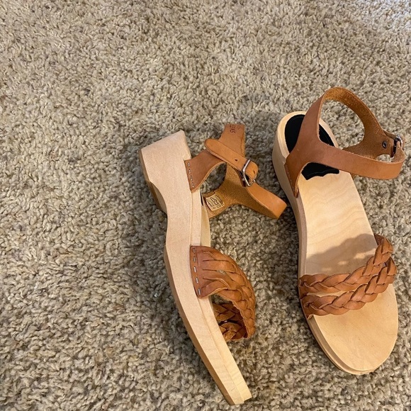 Swedish Hasbeens Women’s Tanja Debutant Clog Sandals Leather Tan Size 38 - Picture 3 of 11